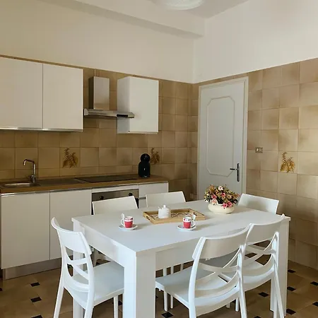 בית נופש Casa Di Lucy *